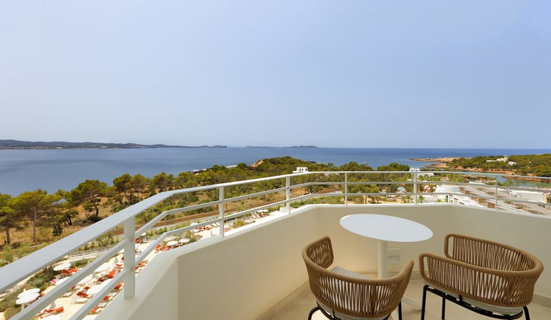 europe-holidays-spain-ibiza-trs-ibiza-hotel-suite- sea-front-view